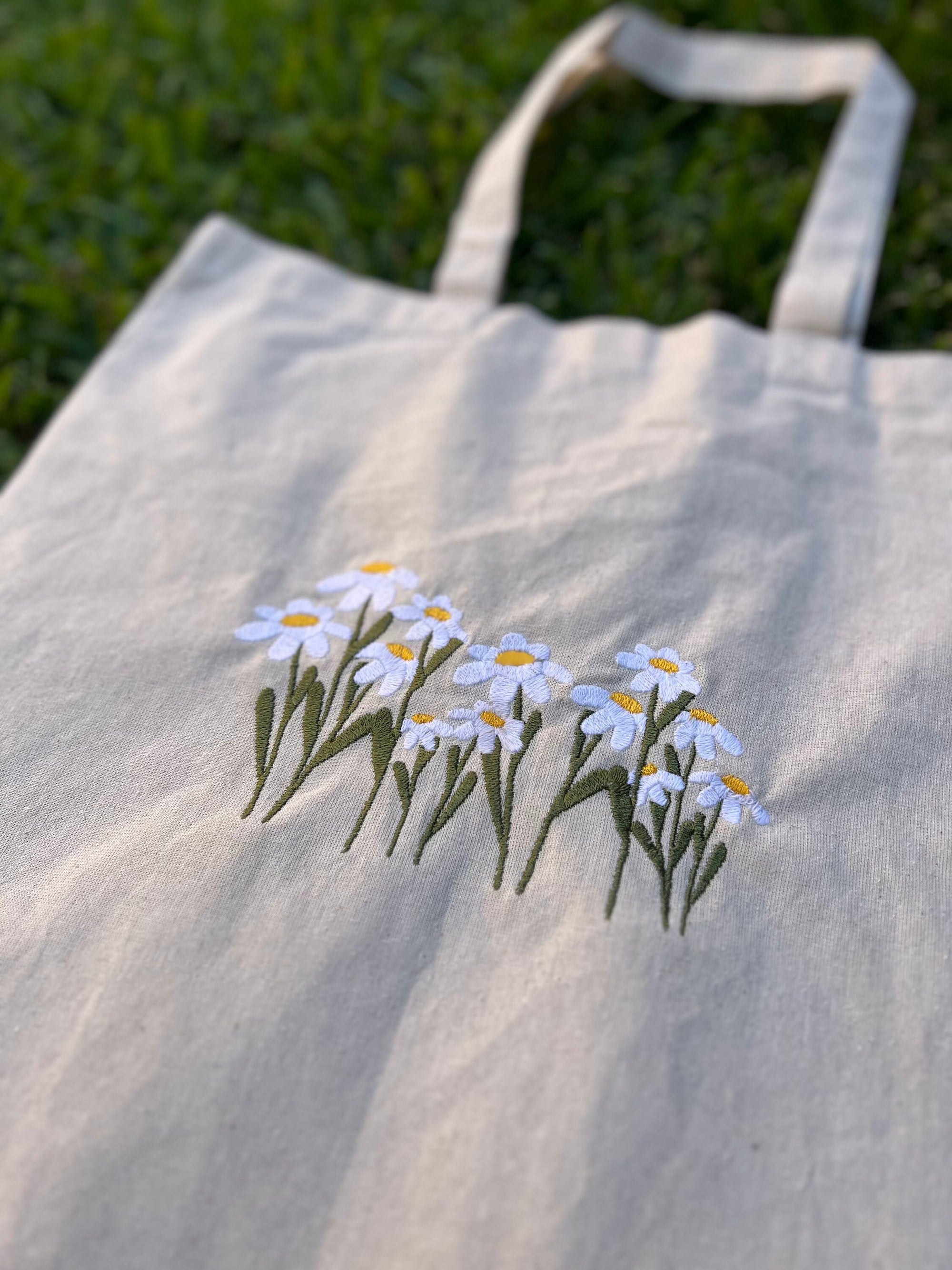 Daisies Canvas Tote Bag