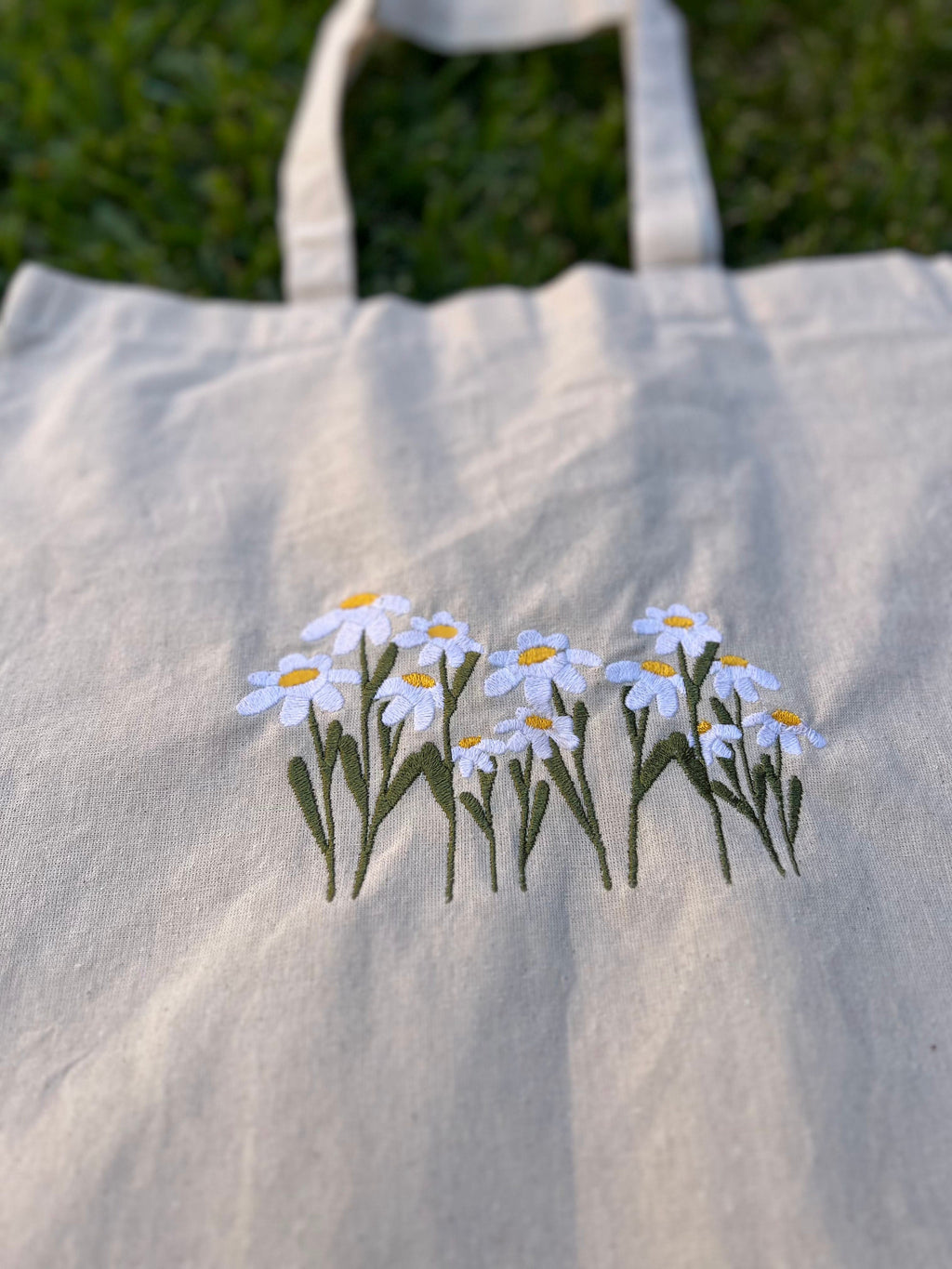 Daisies Canvas Tote Bag