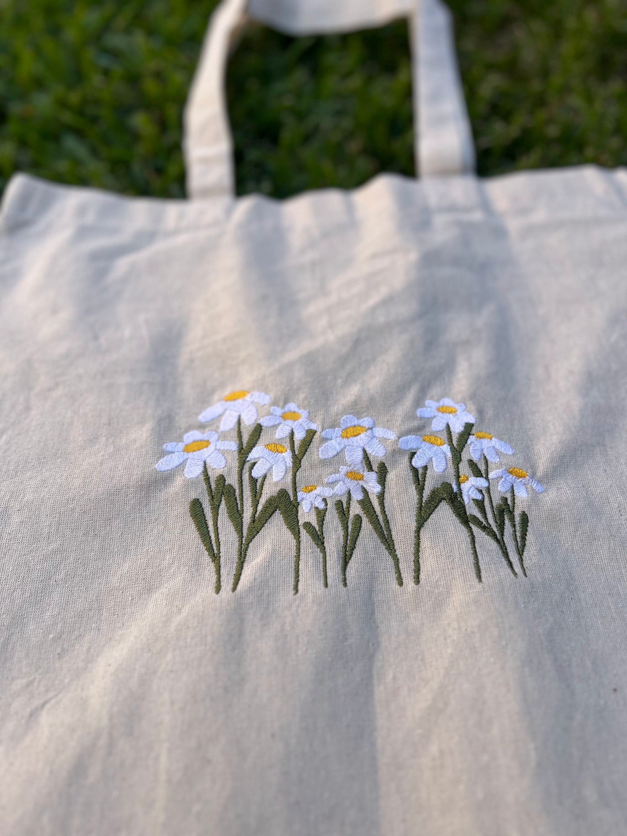Daisies Canvas Tote Bag