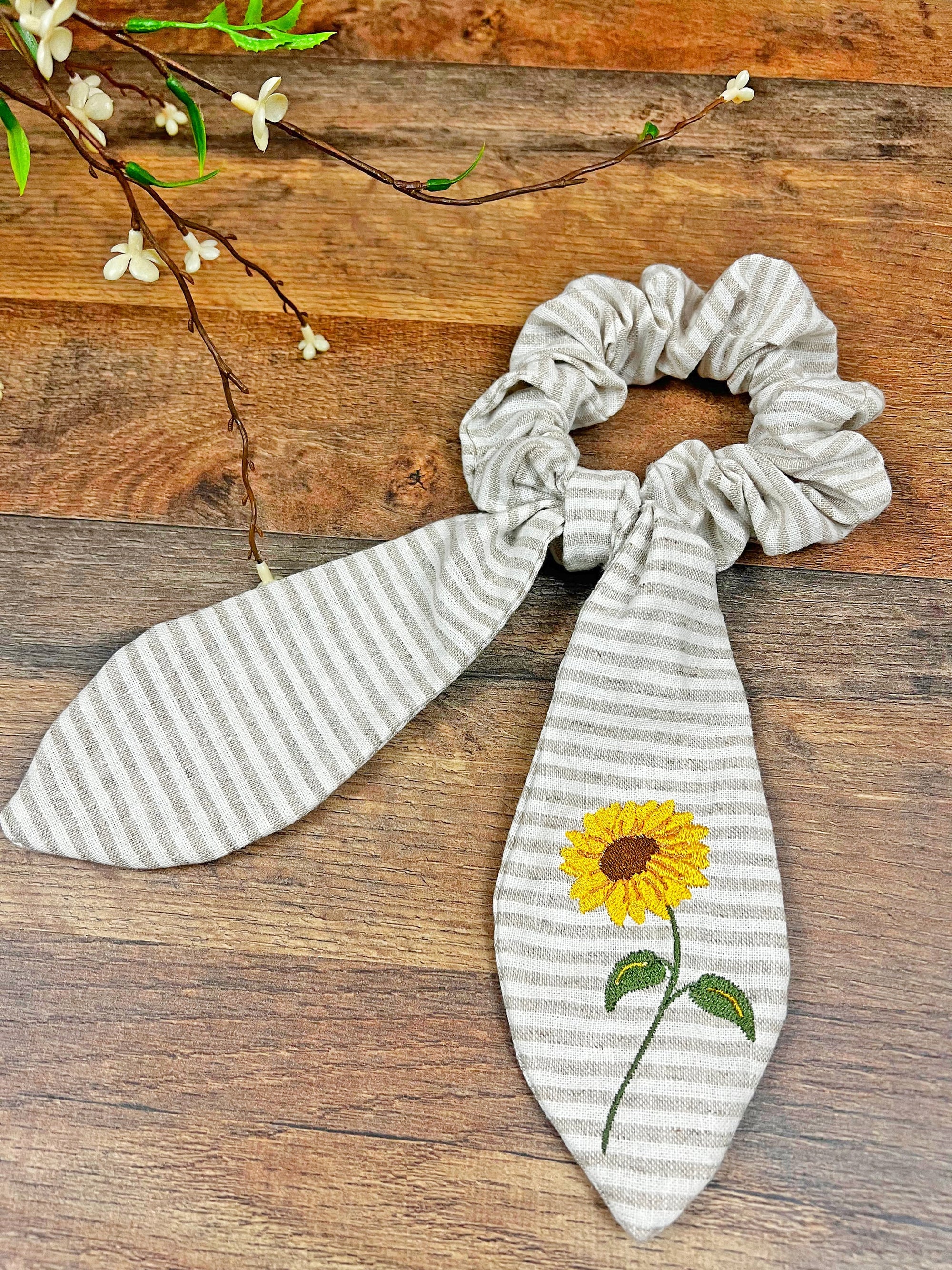 Embroidered Sunflower Hair Bow | Linen Scrunchie