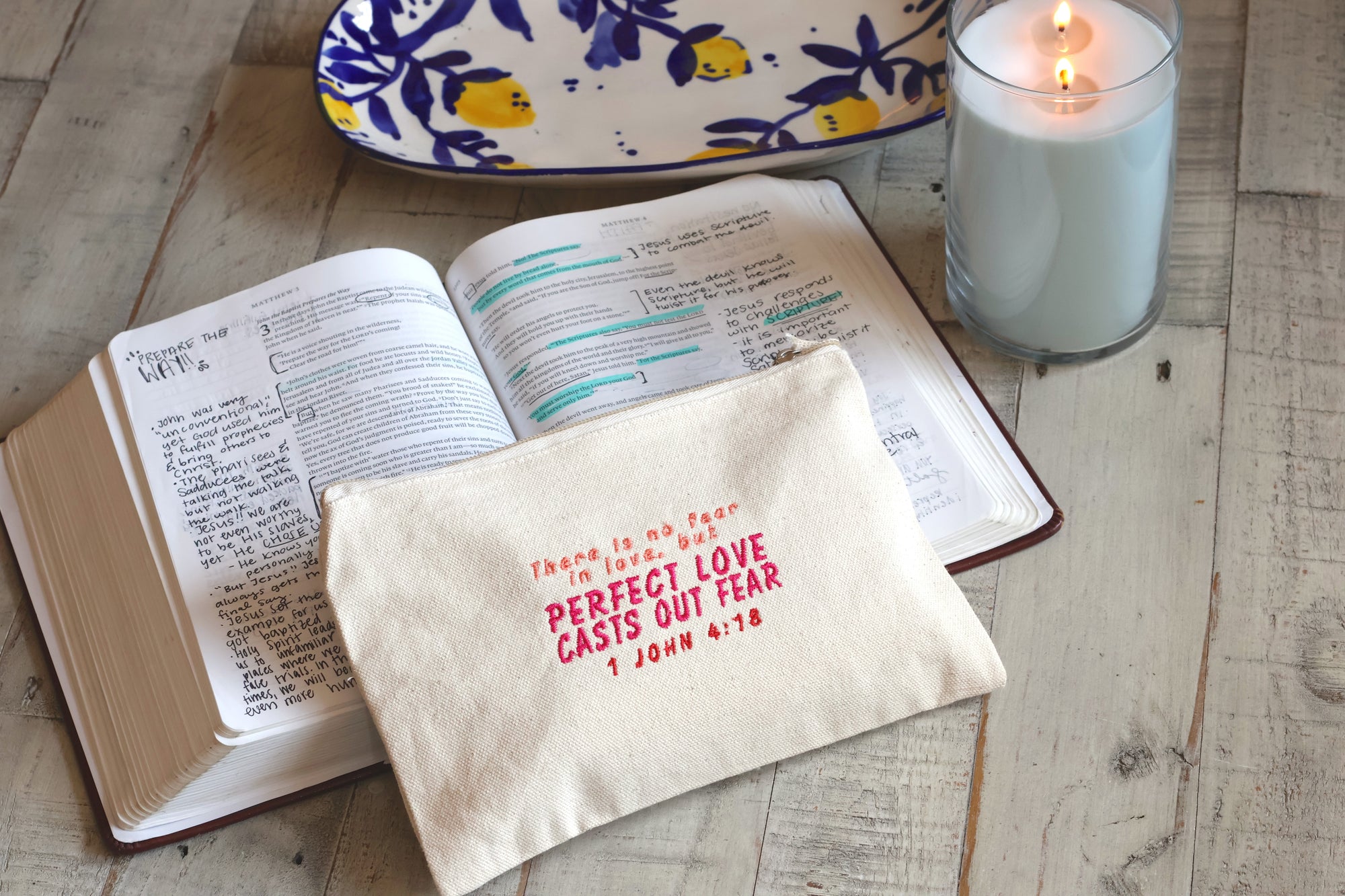 "Perfect Love Casts Out Fear" 1 John 4:18 Zippered Canvas Pouch