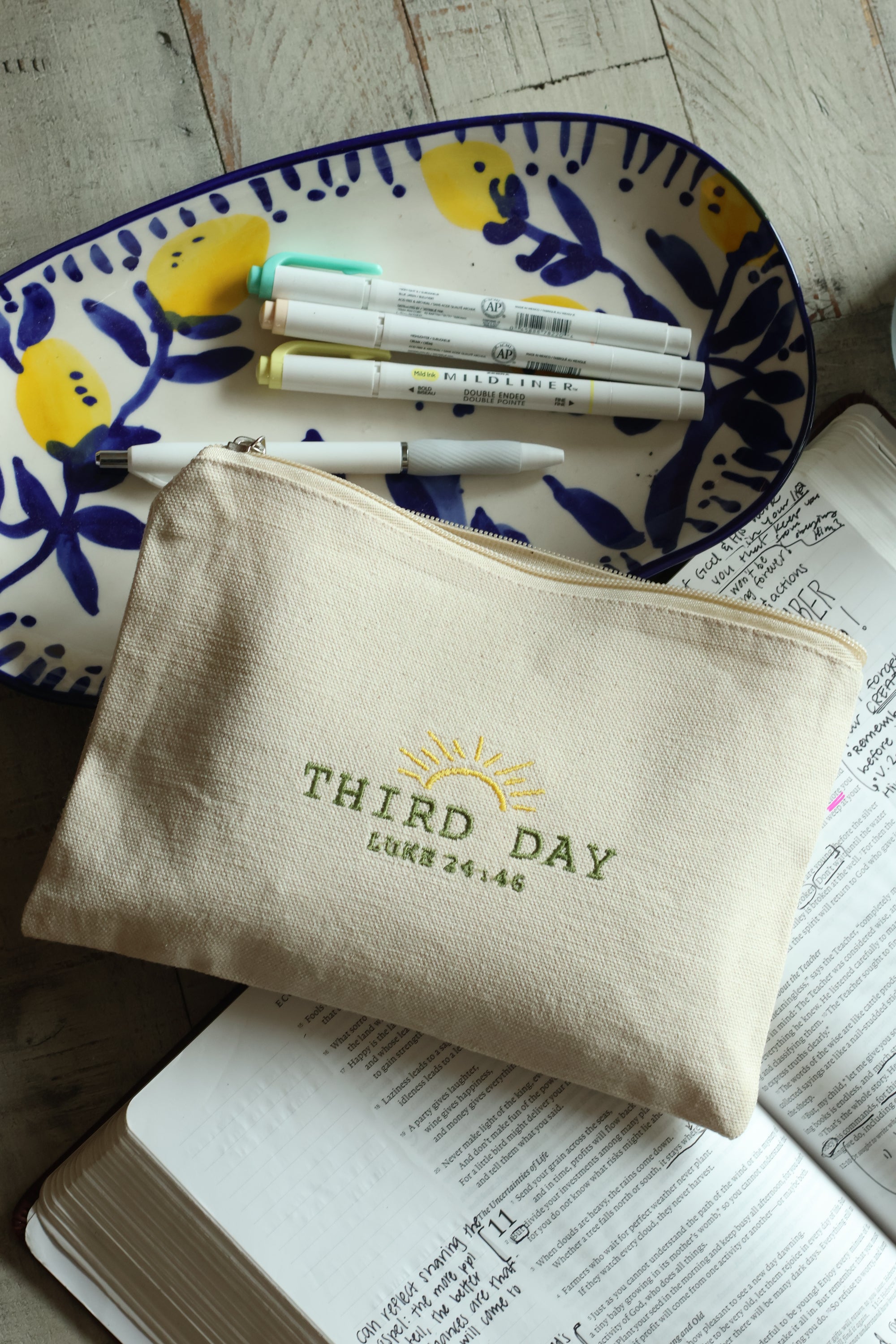 Third Day Luke 24:46 Zippered Canvas Pouch