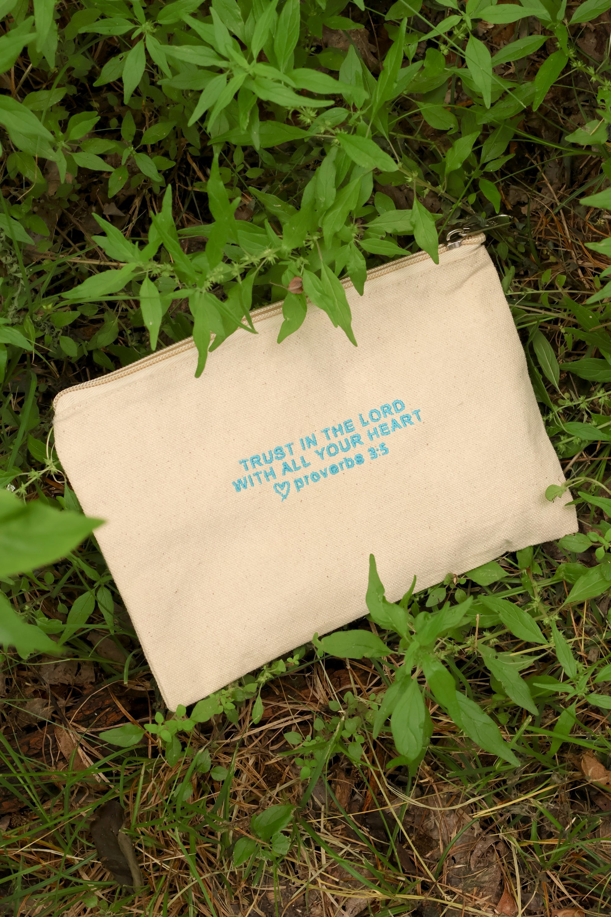 Proverbs 3:5 Canvas Zipper Pouch - Sky Blue Embroidery