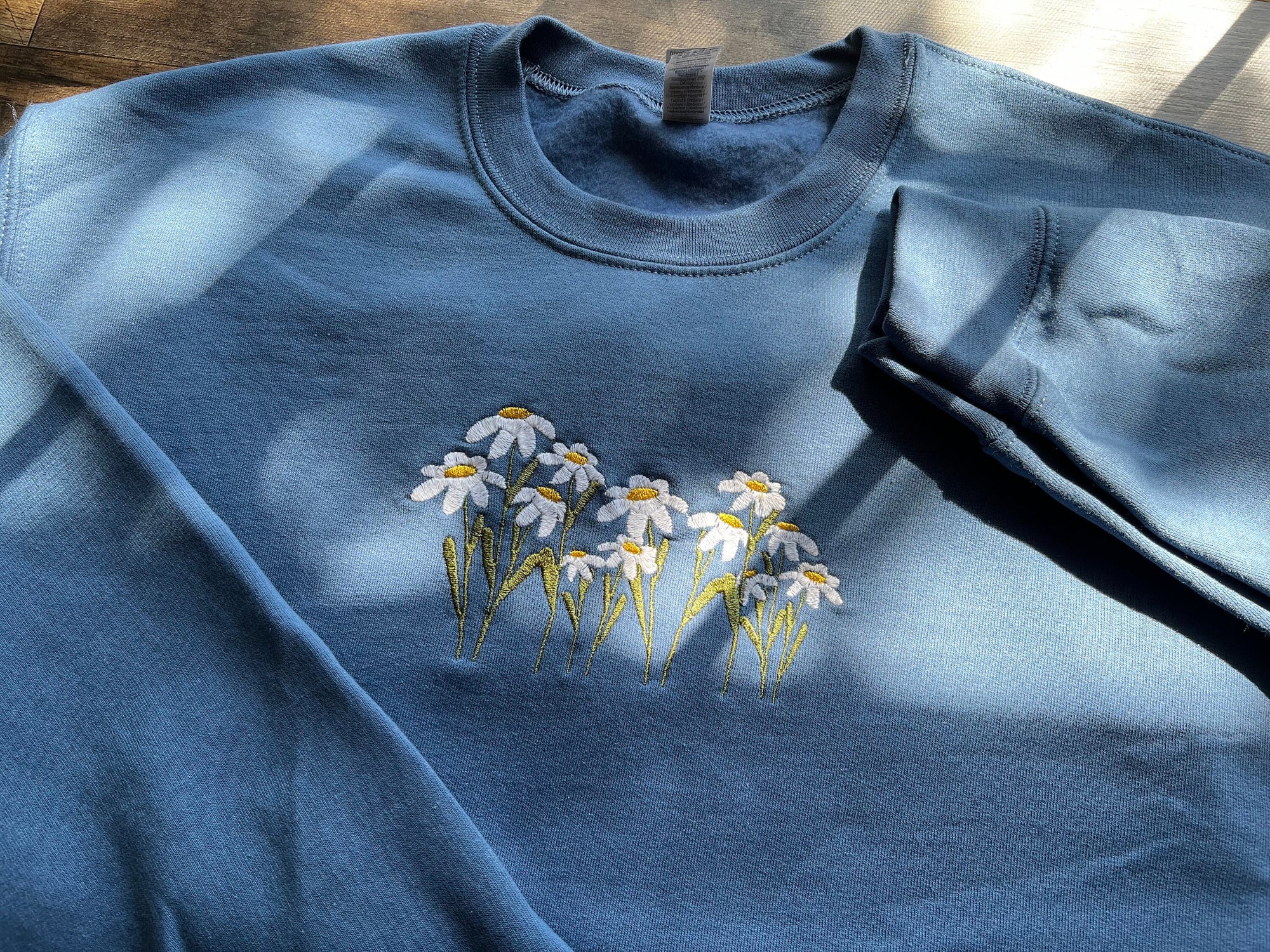 Daisies Crewneck Sweatshirt - Indigo Blue